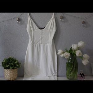 White Elegant Midi Dress🤍